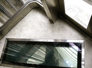 CN Glass Floor Elevator